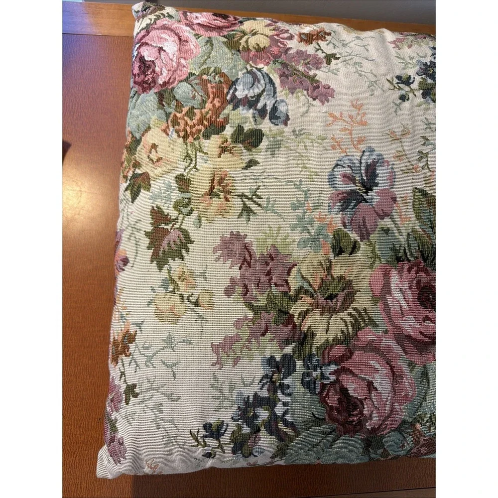 Vtg Cottagecore Floral 22